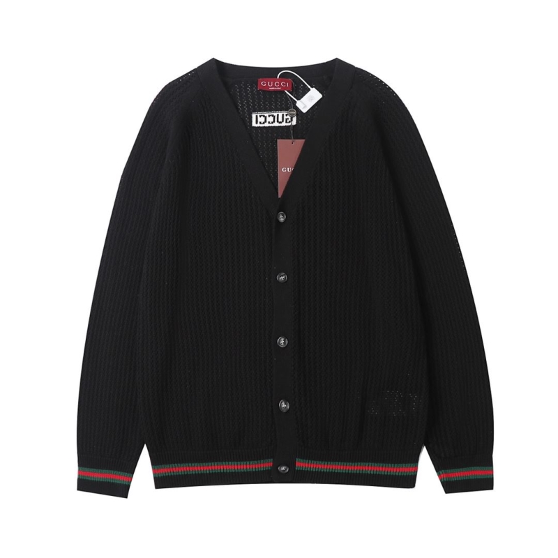 G*u*i coats